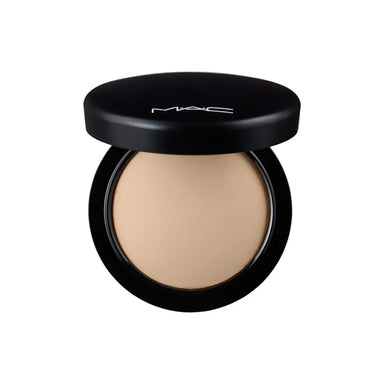 MAC Mineralize Skinfinish Natural Powder 10g - Medium Dark - The Beauty Store