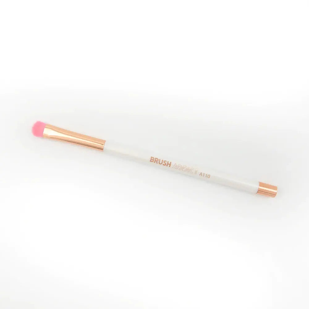 Brush Addict Dense Eyeshadow Brush - A110 - The Beauty Store